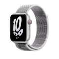 Apple Opaska sportowa Nike w kolorze Summit White/czarnym do koperty 45 mm